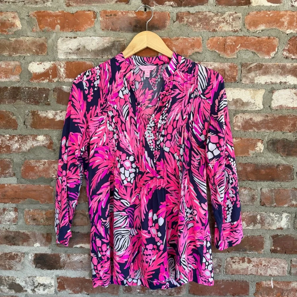 Lilly Pulitzer Sarasota Tunic Top Bright Pink Navy Jungle Print XS - Picture 3 of 7
